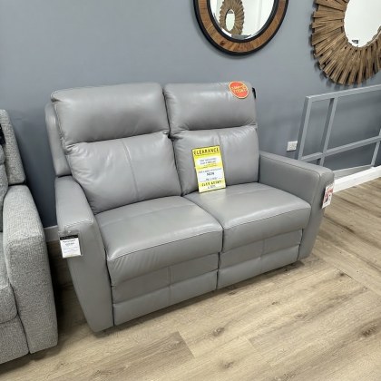 Parker Knoll Chicago 2 Seater Sofa Static - ex display (SOLD AS SEEN) Parker Knoll Chicago 2 Seater Sofa Static - ex display (SOLD AS SEEN)