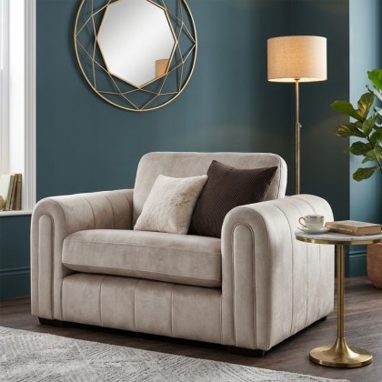St Tropez Love Chair