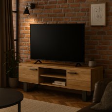 Fishbourne Oak TV Unit