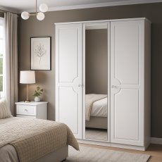 Shide Triple Mirror Robe