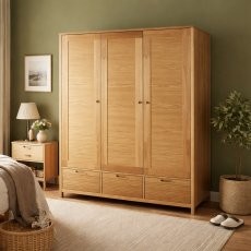 Ercol Bosco 3 Door Wardrobe Ercol Bosco 3 Door Wardrobe