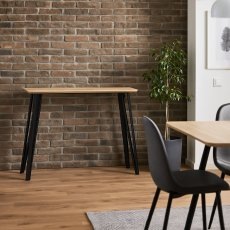 Niton Bar Table