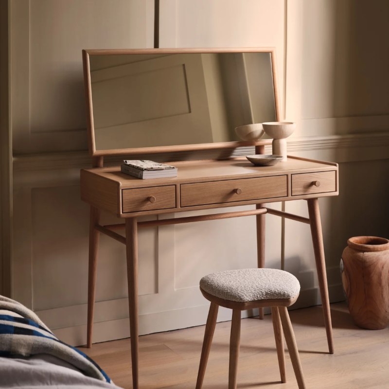 Ercol Winslow Dressing Table Ercol Winslow Dressing Table